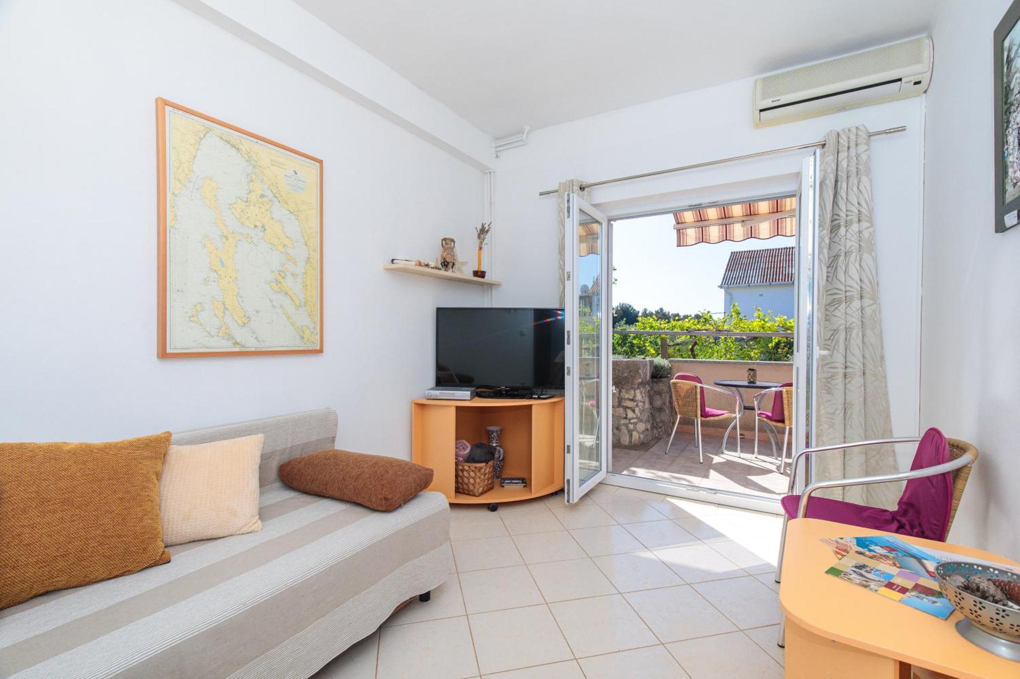 Apartment Todor Krk Town Esterno foto
