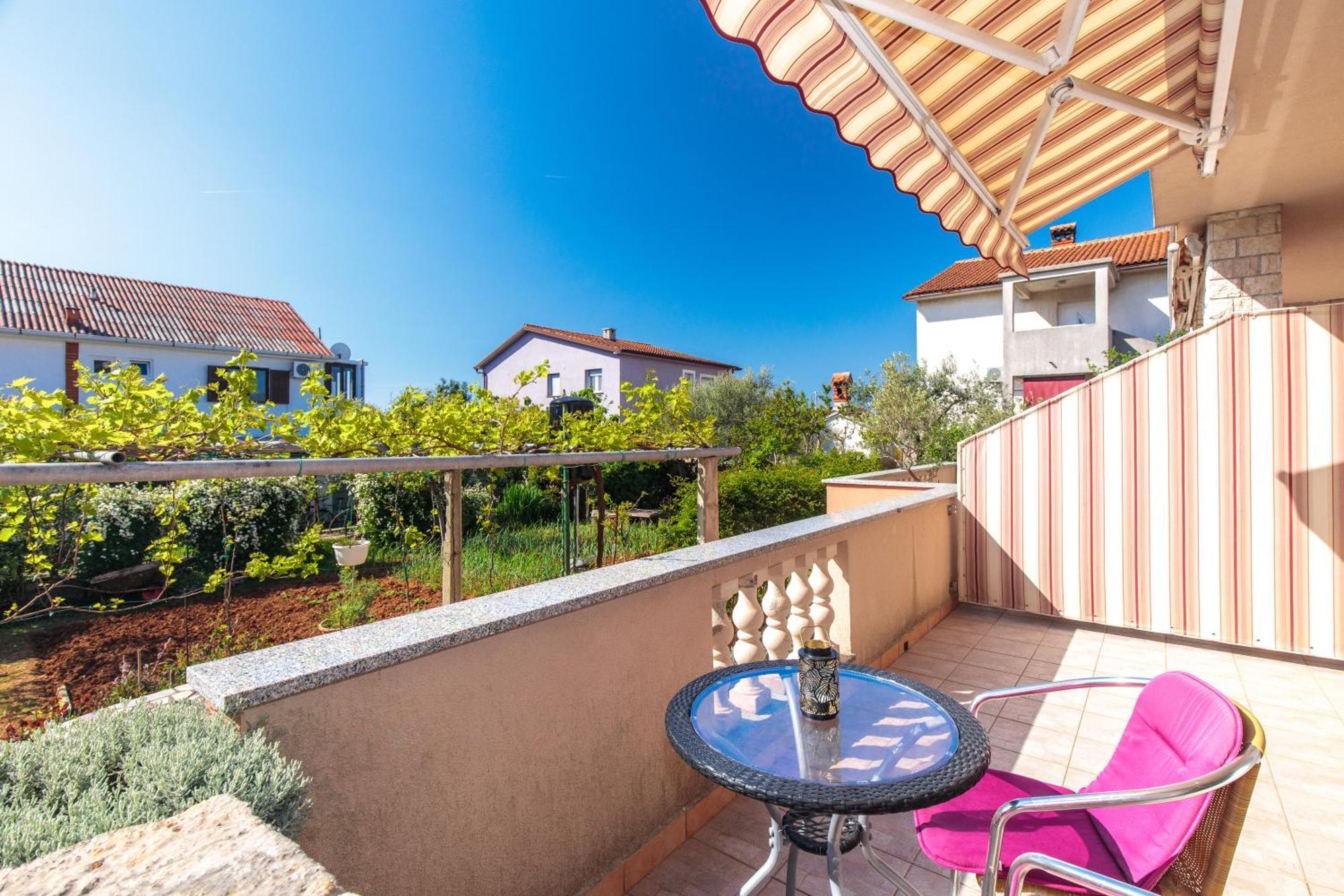 Apartment Todor Krk Town Esterno foto