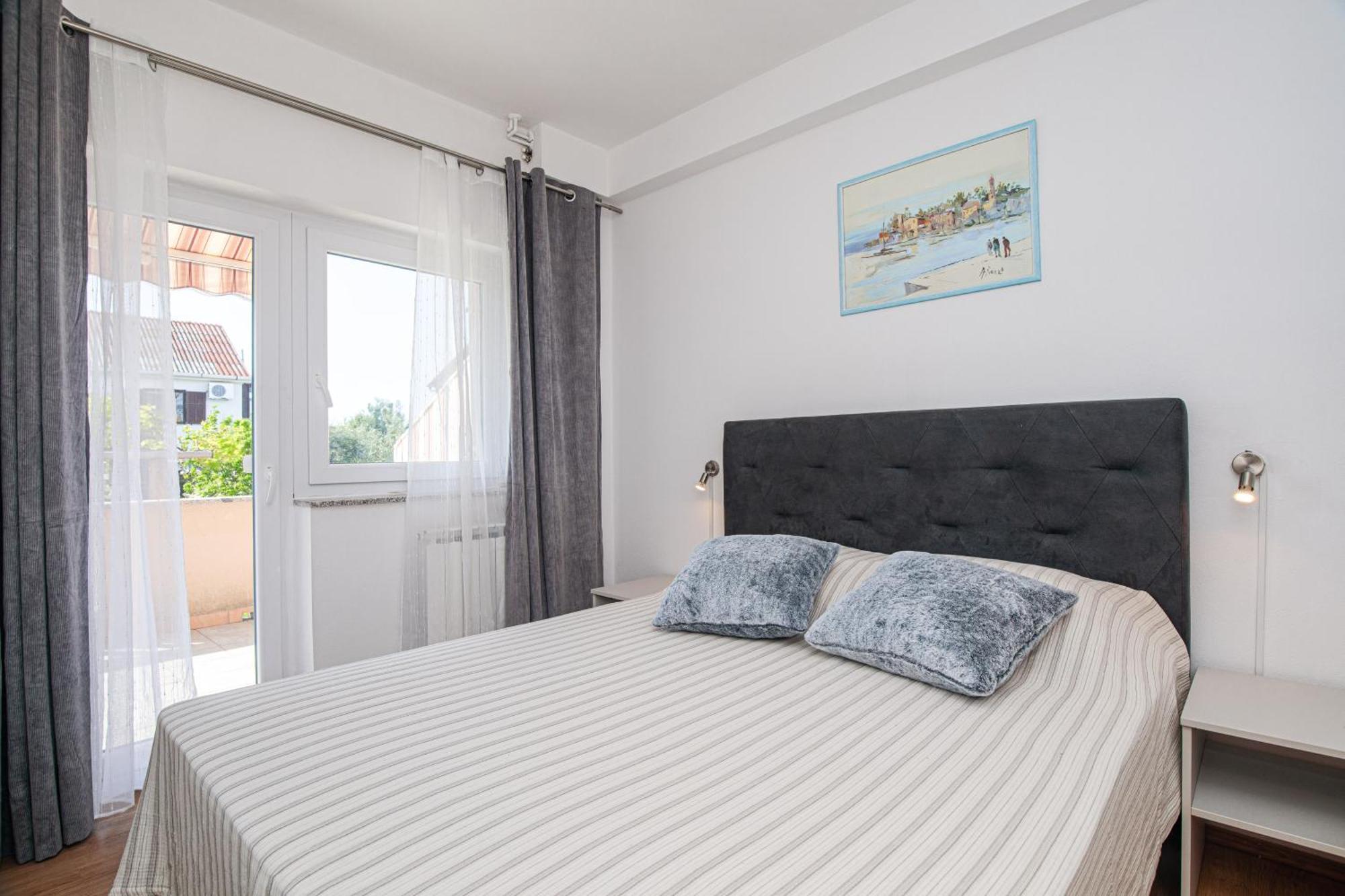 Apartment Todor Krk Town Esterno foto