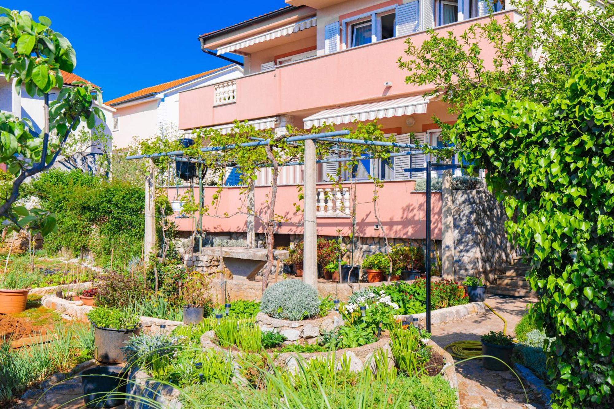 Apartment Todor Krk Town Esterno foto